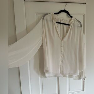 Wilfred - Longsleeve cream/white button-up blouse : Small